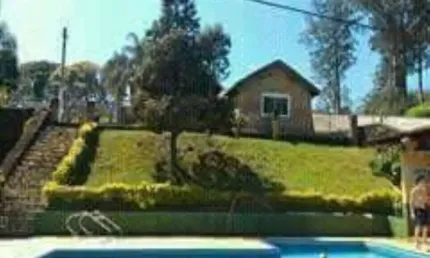 Excelente chácara de 4.750 m² com escritura, aceita financiamento à venda em atibaia