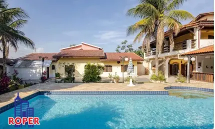LINDA CASA DE ALTO PADRÃO/ PISCINA/ ÁREA GOURMET À VENDA EM SÃO LOURENÇO, BERTIOGA