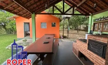 EXCELENTE CHÁRA DE 2.900 M²/ CASA SEDE/ PISCINA/ ESPAÇO GOURMET À VENDA NO CONDOMÍNIO MONTE VERDE EM ITU