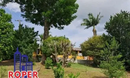 OPORTUNIDADE!! CHÁCARA COM ESCRITURA E QUE ACEITA FINANCIAMENTO BANCÁRIO  DE 1.000 M²/CASA SEDE/PISCINA/ÁREA GOURMET À VENDA EM SUZANO