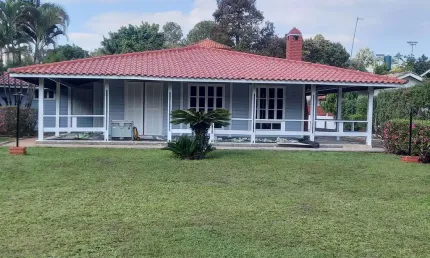 EXCELENTE CHÁCARA DE 3.000 M²/ CASA SEDE/ ESPAÇO GOURMET À VENDA EM CONDOMÍNIO FECHADO ITU/SOROCABA