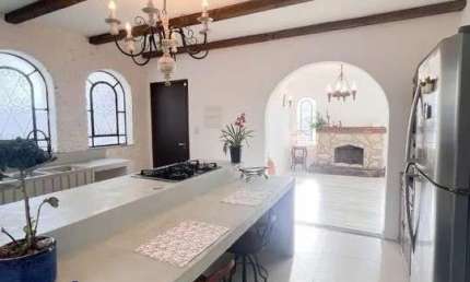 EXCELENTE CASA DE ALTO PADRÃO COM 466 M²/4 DORMITÓRIOS/4 VAGAS À VENDA EM ATIBAIA
