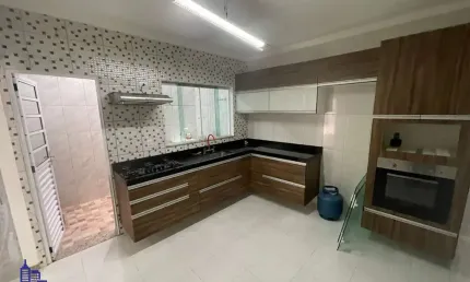EXCELENTE SOBRADO DE CONDOMÍNIO COM 152 M²/3 DORMITÓRIOS/3 VAGAS/ESPAÇO GOURMET À VENDA NA CIDADE PATRIARCA