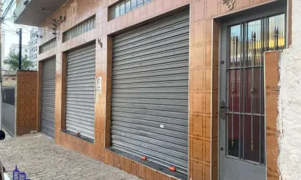 EXCELENTE SALÃO COMERCIAL COM 100 M² ÁREA CONSTRUIDA/2 BANHEIROS/1 COPA PARA ALUGAR NA VILA EMA