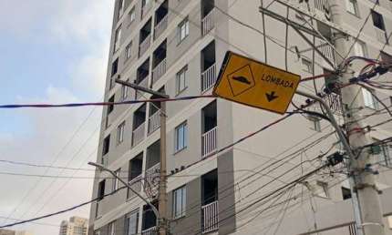 LINDO STUDIO MOBILIADO COM 17 M²/VARANDA À VENDA NA VILA SANTA CLARA