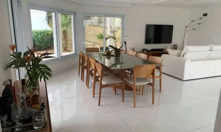 Casa terrea 4 suites/piscina/14 vagas à venda condomínio hills 1 arujá