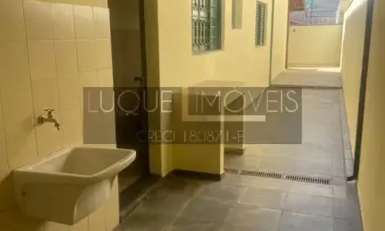 Casa com 2 quartos à venda na Vila Todos os Santos, Indaiatuba  por R$ 720.000