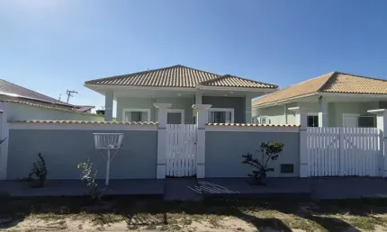 Casa com 3 quartos à venda na Praia Seca, Araruama 