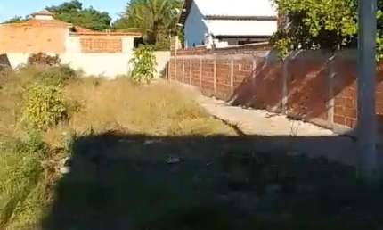 VENDO UM EXCELENTE TERRENO EM ARRAIAL DO CABO NO BAIRRO SABIÁ