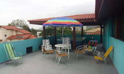 Casa de alto padrão no Centro de Peruíbe - R$1.050.000,00.