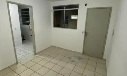 Apartamento com 2 quartos e churrasqueira em itanhaém.