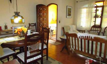 Casa térrea, de 100m², com 2 quartos, bairro Vila Caiçara - Praia Grande/SP