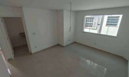 Casa SOBRADO, de 100m², com 2 quartos (2 suítes), bairro Campo Grande - Santos/SP