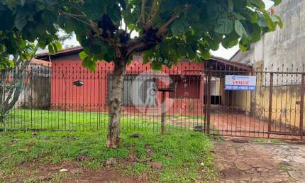 Casa à venda, Jardim Naipi, 3 quartos e Edícula  FOZ DO IGUACU - PR