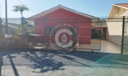 Casa à venda com 04 por R  495.000,00 - na Vila Maracanã - Foz do Iguaçu PR