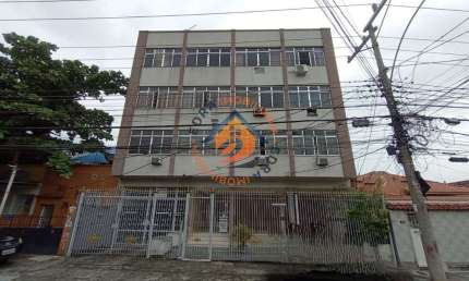 Apartamento com 2 quartos para alugar na Major Rego, 42, Olaria, Rio de Janeiro por R$ 1.200