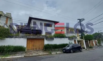 Luxuoso sobrado de 4 quartos na vila carrão, são paulo-sp: 3 suítes, 3 salas, 6 banheiros, 8 vagas e 600m² de área