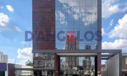 Excelente Laje comercial para locação no Tatuapé, São Paulo-SP: 1 sala, 3 banheiros, 2 vagas de garagem, 305m² de área!
