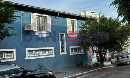 Imperdível oportunidade! Casa à venda em São Paulo-SP, Cambuci, 3 quartos, 1 suíte, 2 salas, 2 banheiros, 1 vaga, 138,00 m².