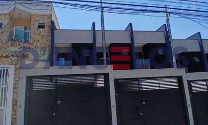Magnífico Sobrado à venda em São Paulo-SP, na Vila Granada, 3 quartos, 1 suíte, 1 sala, 2 banheiros, 2 vagas de garagem - 103,00 m².