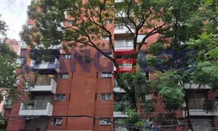 Apartamento para locação em Indianópolis, São Paulo-SP: 1 quarto, 2 salas, 1 banheiro, 1 vaga de garagem!