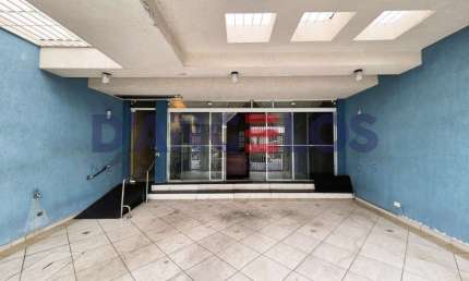 Sobrado à Venda no Tatuapé, São Paulo-SP: 3 Quartos, 1 Suíte, 2 Salas, 4 Banheiros, 2 Vagas, 250m² de Área!