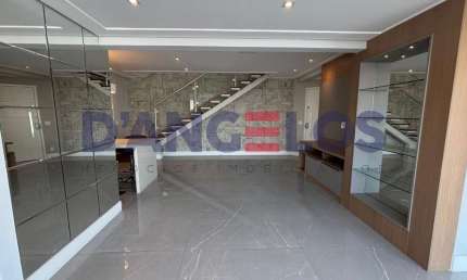 Luxuoso apartamento Duplex de 4 quartos e 3 suítes na Mooca, São Paulo-SP: 255m², 2 salas, 5 banheiros e 3 vagas de garagem.