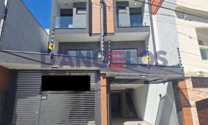 Lindo Sobrado à Venda na Penha, São Paulo-SP - 3 quartos, 1 suíte, 1 sala, 3 banheiros, 4 vagas, 140m²!
