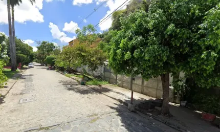 Oportunidade no Poço da Panela próximo a Igreja do Poço!!! Terreno com 950m² por R$ 1.600.000,00.