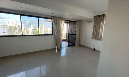 Edf. Etienne - Apartamento no Bairro do Espinheiro com 4 quartos sendo 1 suíte com 160m² por R$ 900MIL.