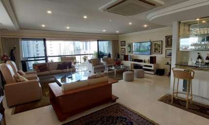 Edf. La Maison - Apartamento no Bairro do Parnamirim com 4 quartos sendo 2 suítes com 296m² por R$ 1.600.000,00.