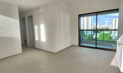 Edf. Praça das Auroras - Apartamento no Bairro da Torre com 3 quartos sendo 2 suítes com 64m² por R$ 598MIL.