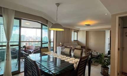 Edf. Estação das Ubaias - Apartamento em Casa Forte com 4 quartos sendo 2 suítes com 124m² por R$ 1.100.000,00.