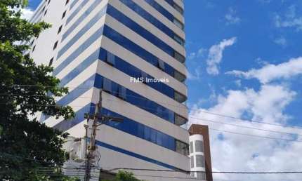 Conjunto Comercial de Alto Padrão com 8 Vagas de Garagem na Barra Funda, São Paulo-SP: Imperdível!