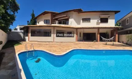 Imperdível: Casa à venda em Cotia-SP, São Paulo II! 5 quartos, 3 suítes, 2 salas, 7 banheiros, 2 vagas, 418m². Venha conferir!