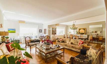 Apartamento de luxo com 3 suítes e 330m² em Higienópolis, São Paulo-SP: seu novo lar de sofisticação!