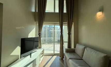 Apartamento Duplex à venda em Moema, com 1 suíte, 2 banheiros, 1 vaga.