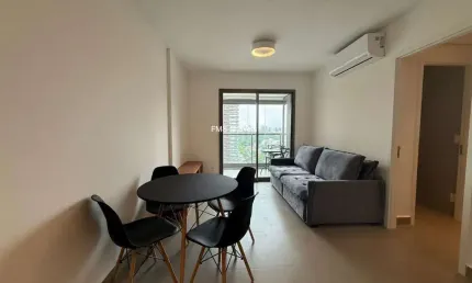 Apartamento com 1 dormitório na Avenida Indianópolis.