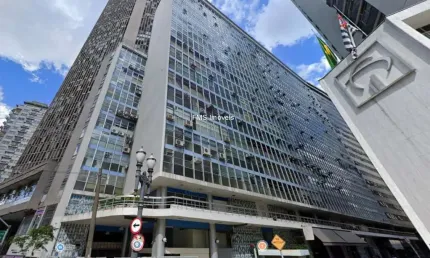 Ponto comercial com 4 salas para alugar na Avenida Ipiranga, 324, República, São Paulo