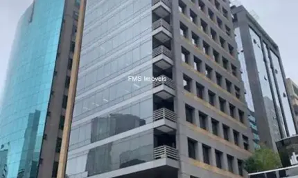 Andar Comercial de Alto Padrão com 10 Vagas de Garagem na Vila Olímpia, São Paulo-SP