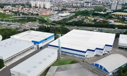 Galpão comercial de 7.042,34 m² para locação no Parque Novo Mundo, São Paulo-SP.