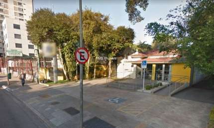Casa Comercial de 350m² de Área para Locação em Cerqueira César