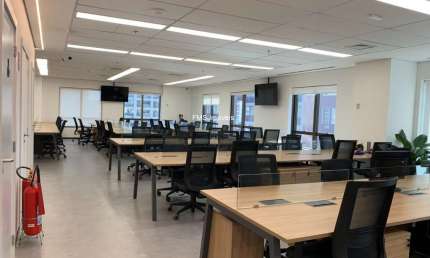 Conjunto Comercial para locação de 335m² no Itaim Bibi mobiliado