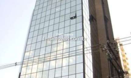 Conjunto comercial com 125m2 no Itaim Bibi para locação.