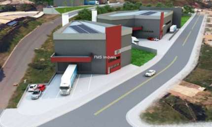 Galpão com 800m² para locação em Itapecerica da Serra.