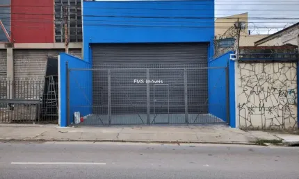 Galpão reformado com 300m² para locação no tatuapé.
