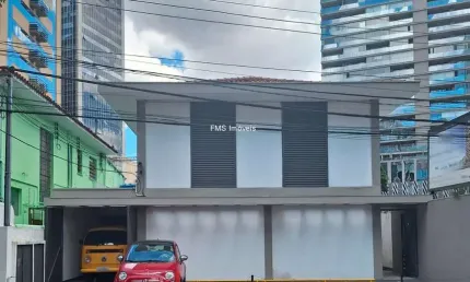 Casa comercial com 300m² para locação em Pinheiros.