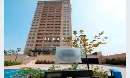 Aluga-se Meio Prédio Comercial de 6.059m² em Barueri com Elevador e Estacionamento