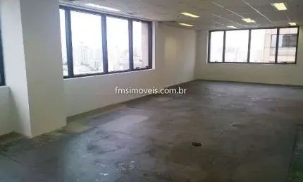 Conjunto Comercial para Locação em São Paulo-SP, Água Branca: 608m², 4 banheiros, 16 vagas de garagem!