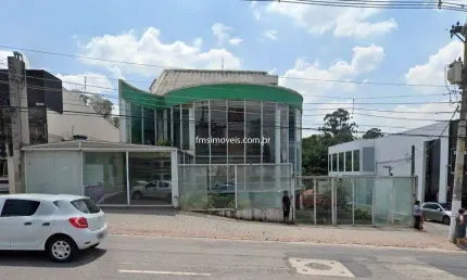 Loja Comercial para Locação no Morumbi - 913m² de Área e 15 Vagas de Garagem em São Paulo-SP